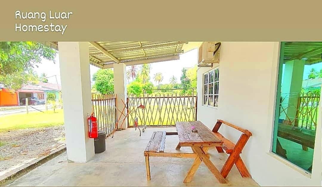 Homestay Langkawi Airport Padang Mat Sirat Екстер'єр фото